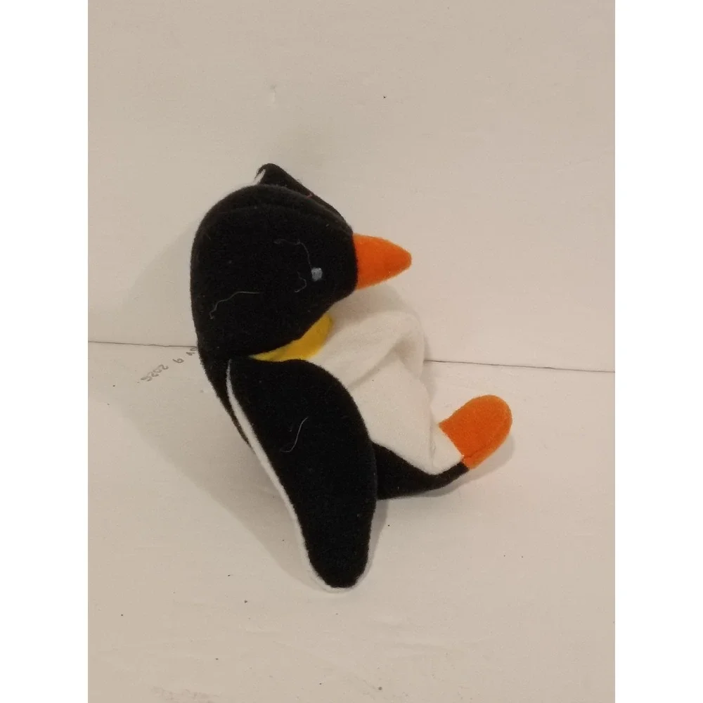 TY Beanie Baby WADDLE the PENGUIN
